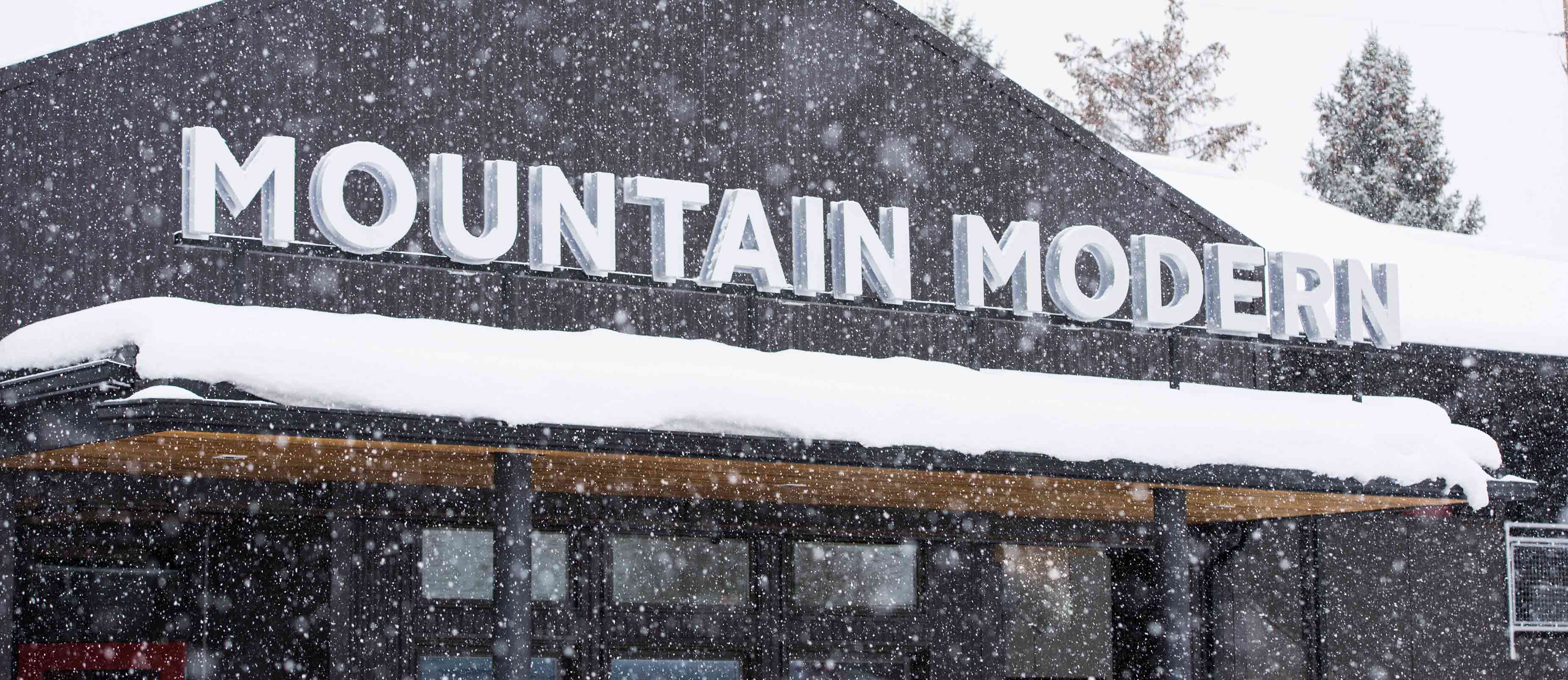 Mountain Modern Motel in Winter