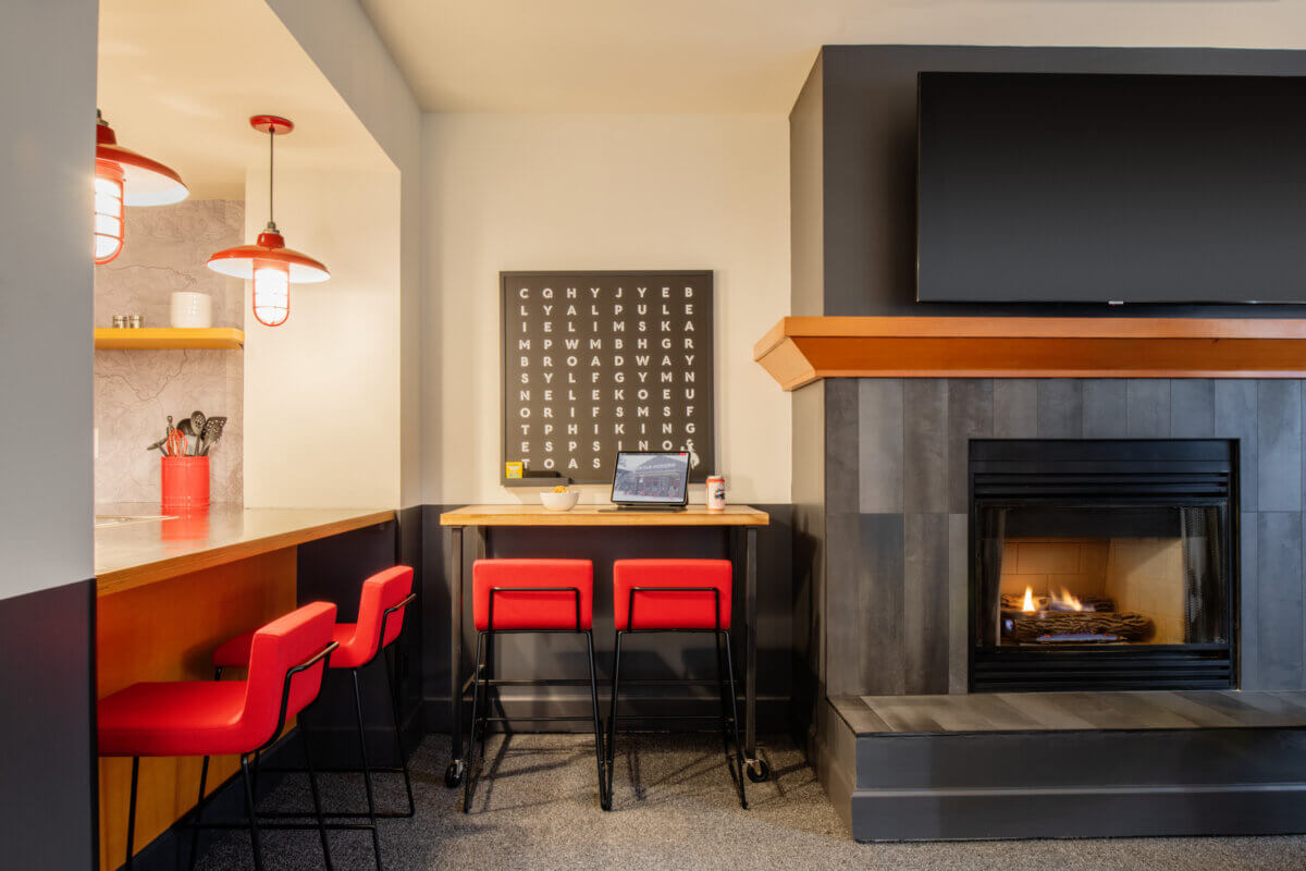 One Bedroom King Suite Table and Fireplace